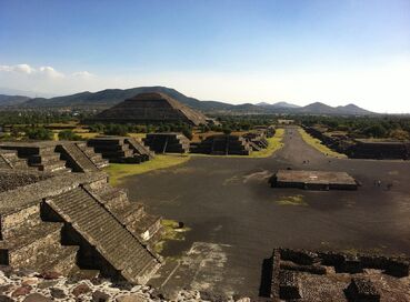  Meksika & Guatemala ( 1 )