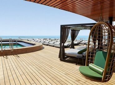 Celestyal Journey ve Qatar Havayolları ile 7 Gece 8 Gün Desert Days