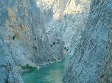 Fırat’ın İzinde: Kemaliye’den Tunceli’ye Tarih ve Doğa Yolculuğu