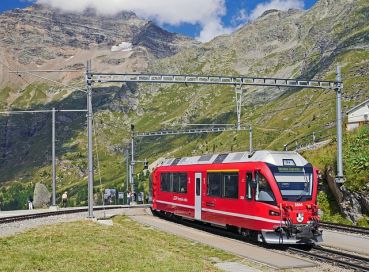 Antalya Çıkışlı Alp Dağlarında Bernina Express ile Tren Keyfi