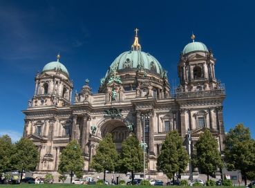 Antalya Çıkışlı  Noel Pazarları ve Yılbaşına Özel Prag & Berlin