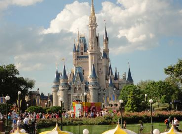 Antalya Çıkışlı Yaz Tatiline Özel Kültür ve Eğlence Turu Paris & Disneyland Brüksel – Köln