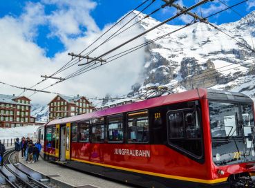 İzmir Çıkışlı Noel Pazarları Özel Tren ve Teleferik ile Alp Dağları Zirvesi & Alsace – Colmar Turu