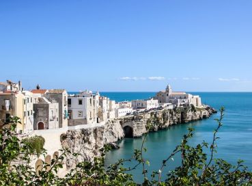 İzmir Çıkışlı Güney İtalya Amalfi & Positano & Puglia & Pompei Turu