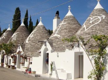 İzmir Çıkışlı Güney İtalya Amalfi & Positano & Puglia & Pompei Turu