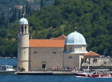 İzmir Çıkışlı Uçakla Vizesiz Büyük Balkan Turu (Gündüz Uçuşlu) Turlar Dahil