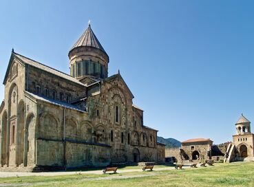 İzmir Çıkışlı Tiflis & Kaheti Aşıklar Şehri ve Bağ Bozumu Turu