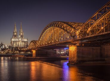 Ren Nehri’nde Noel Pazarları (CGN - ZRH)