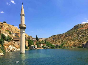 İzmir Çıkışlı Zamanın Tanığı: Gaziantep, Şanlıurfa & Nemrut`ta Tarih Yolculuğu