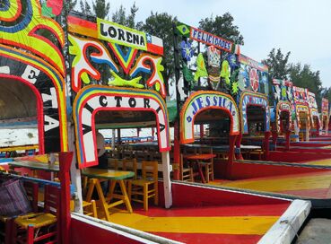 Ölüler Günü Festivalinde Meksika ve Guatemala