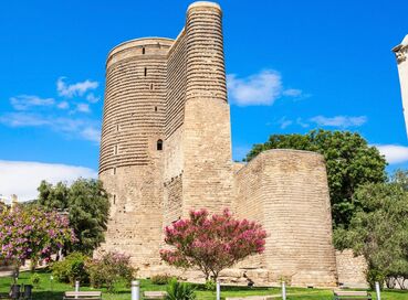 İzmir Çıkışlı Ateşin Işığında bir Masal Ülkesi Azerbaycan - Bakü Turu